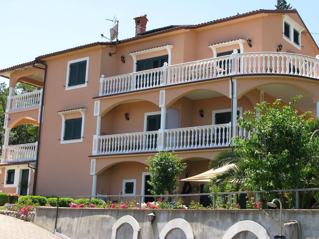 Bed And Breakfast Villa Iris Mošćenička Draga Exterior foto