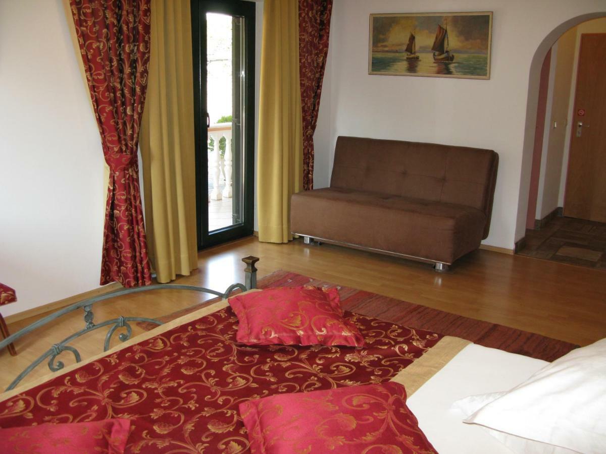 Bed And Breakfast Villa Iris Mošćenička Draga Exterior foto