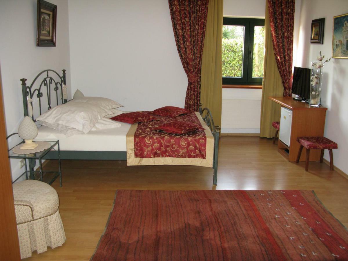 Bed And Breakfast Villa Iris Mošćenička Draga Exterior foto